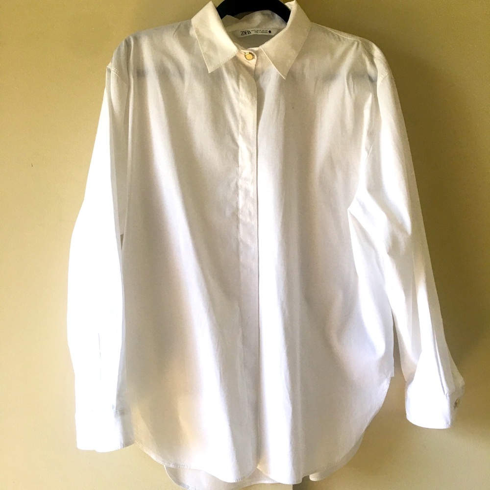Perfect Zara basic white oversized shirt!